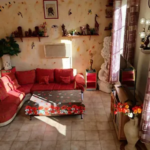 Loft Americain Centre 7 Personnes , Marseille France
